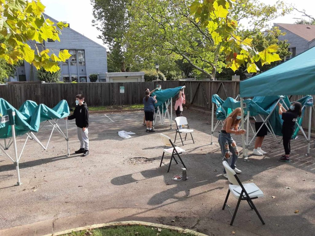 Roadstead High School outdoor classroom in the shade during COVID